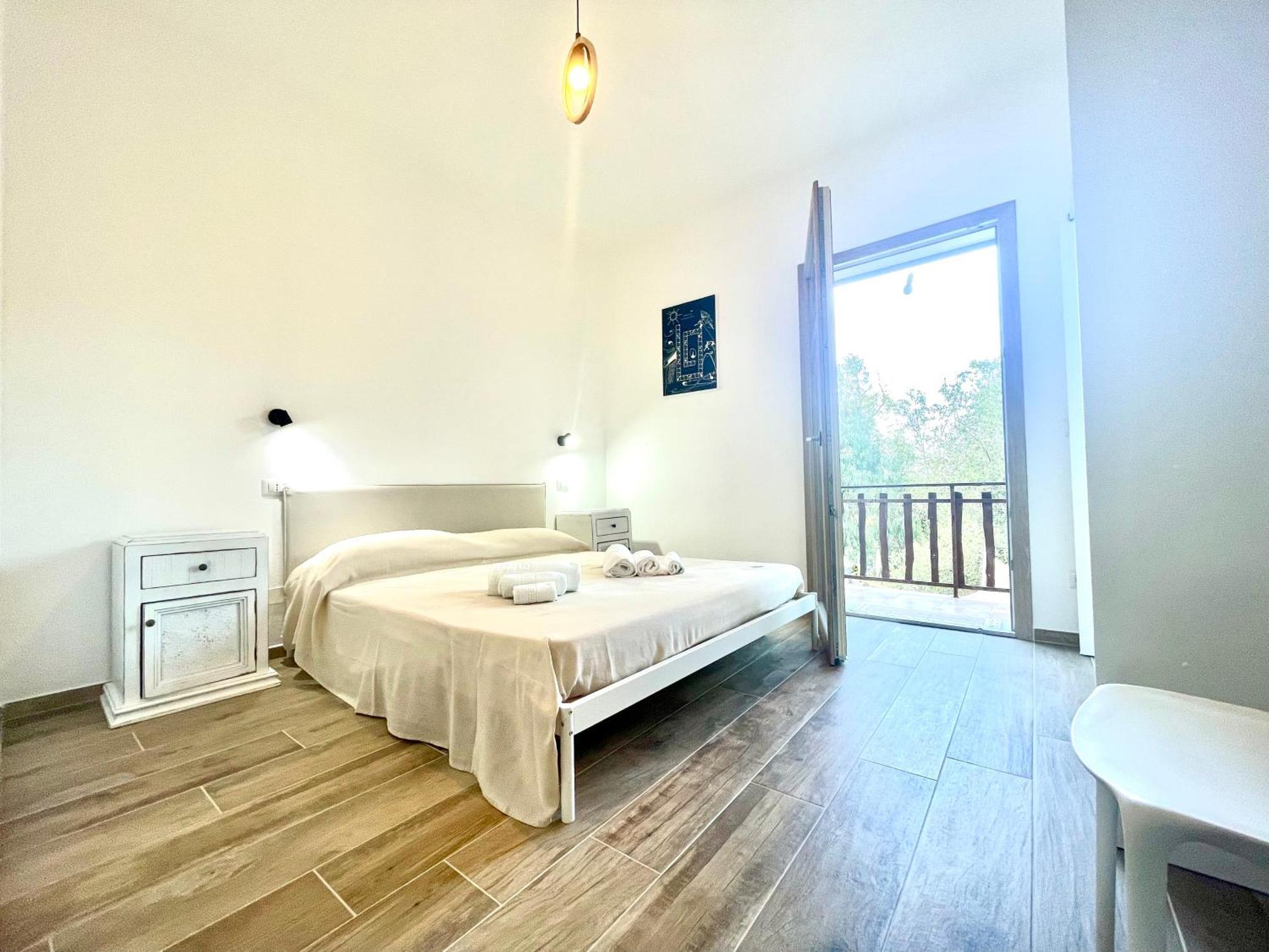 Le Corti Sarde Beach Apartments 바리사르도 외부 사진